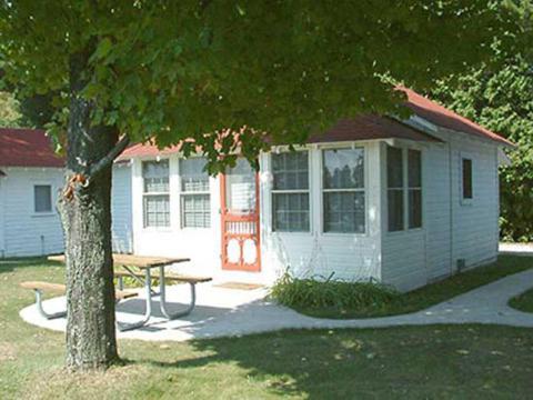 Fountain Point Hotel Suttons Bay Exterior foto